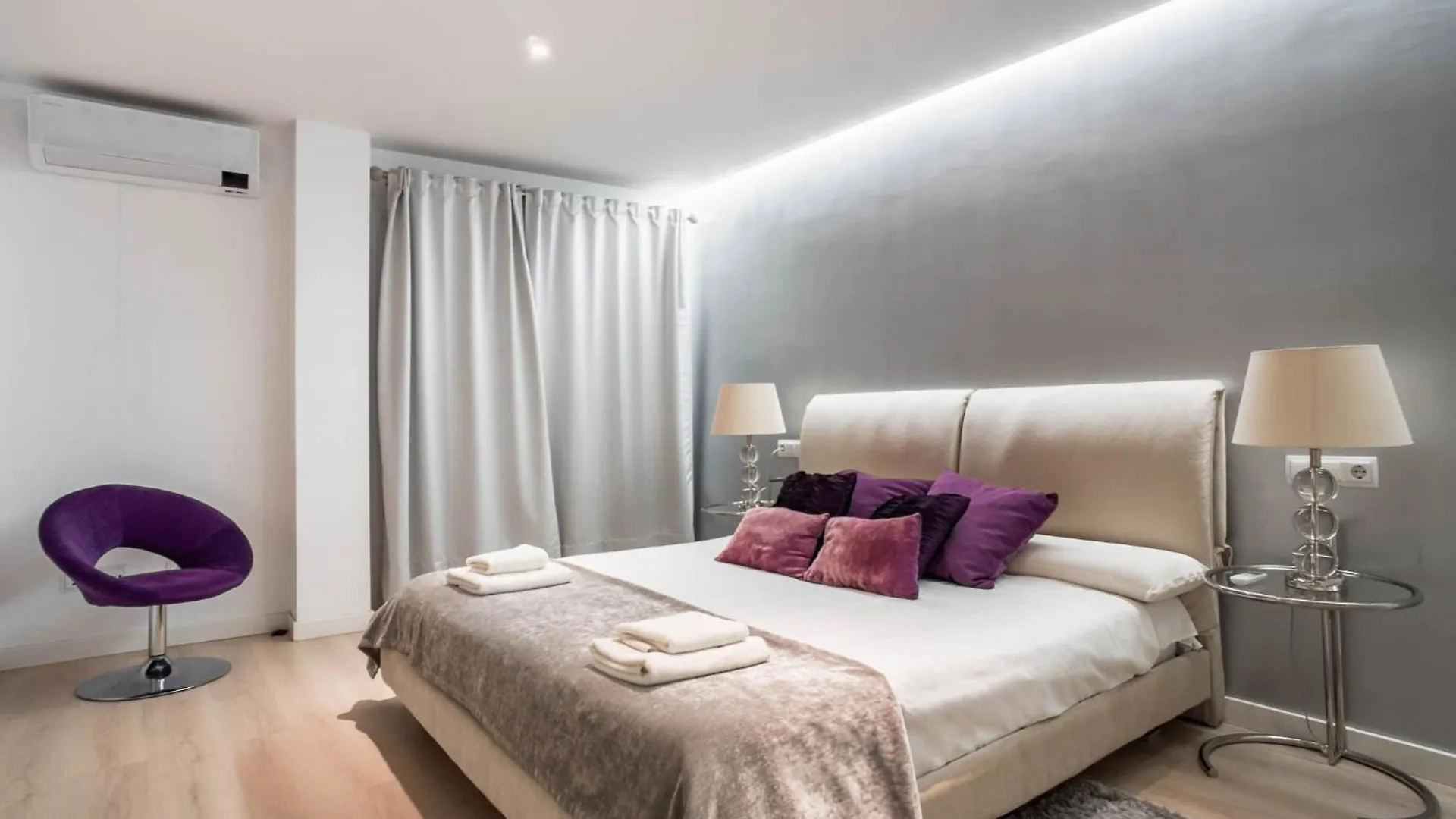 Luxury Sea View Apartment In Puerto De Alcudia